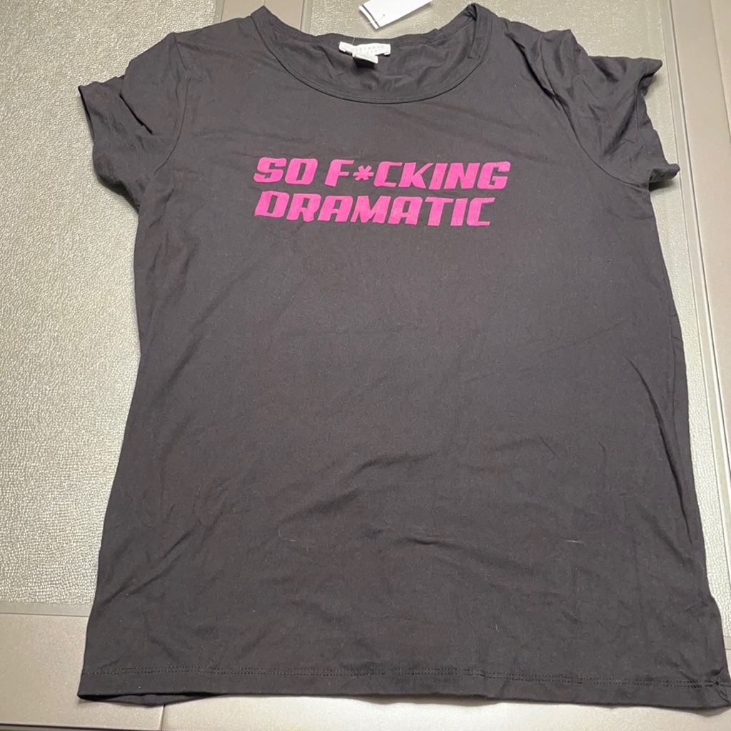 So Fn Dramatic Tee